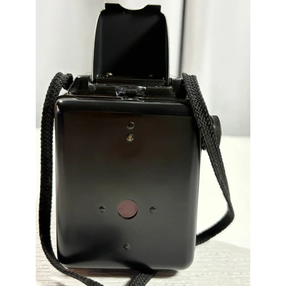 Vintage Argus Seventy-five TLR 620 Film Camera with Lumar 75mm Lens S0101